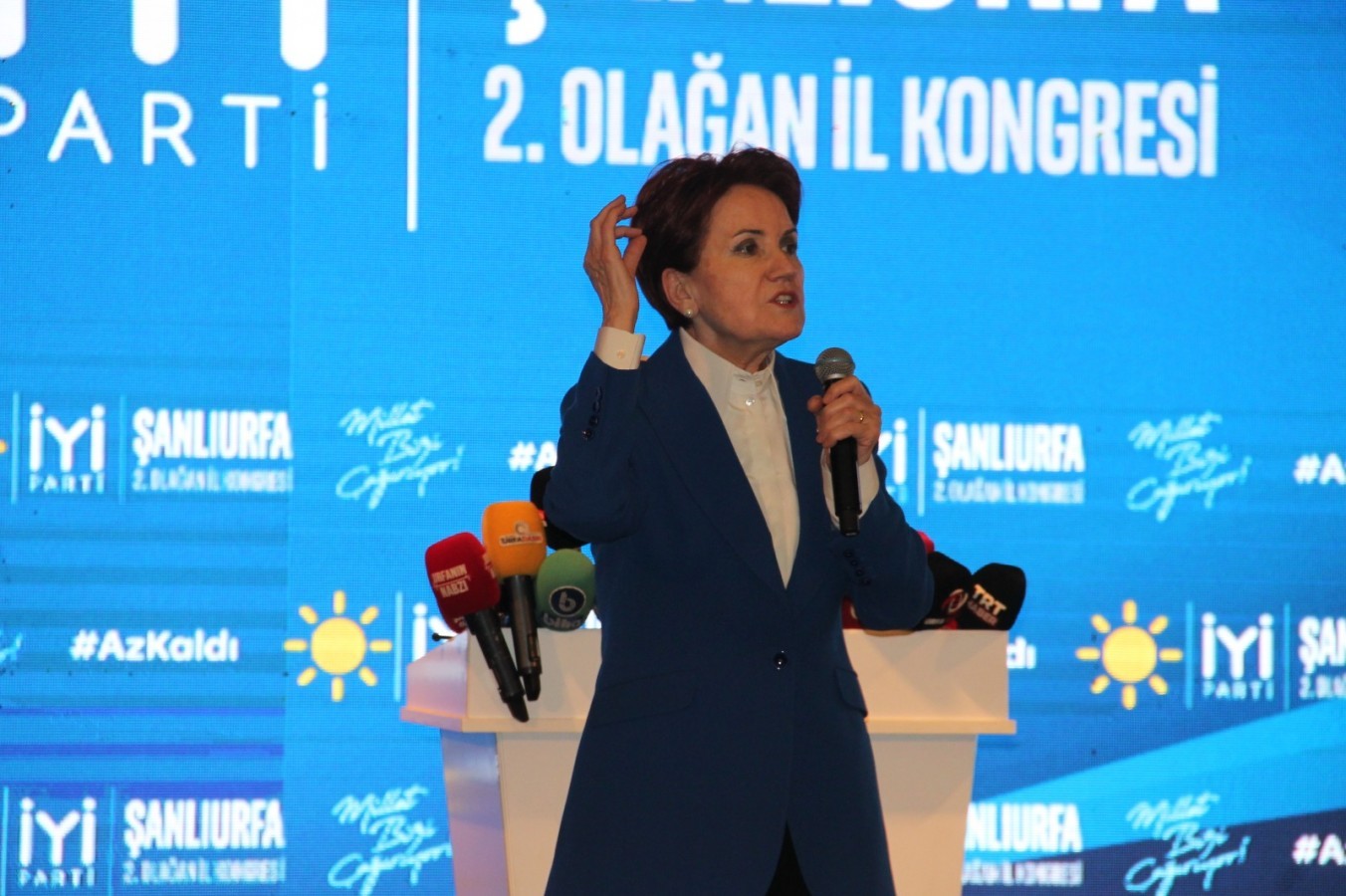 Akşener Şanlıurfa'da partisinin il kongresinde konuştu: "Mayıslar bizimdir, yaşasın hürriyet, kahrolsun istibdat" (EK-);