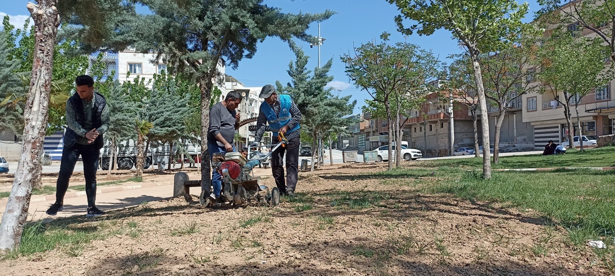 Eyyübiye’de selden etkilenen parklar yenileniyor;