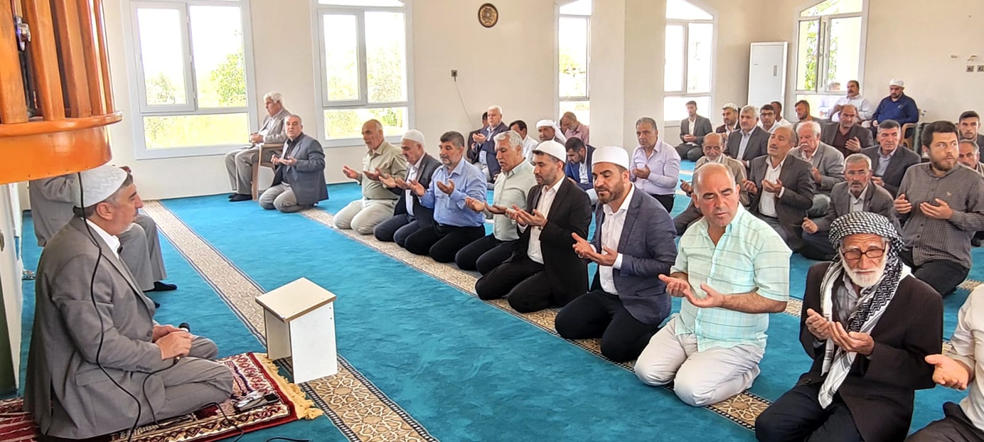 Suruç’ta yapımı tamamlanan cami ibadete açıldı;