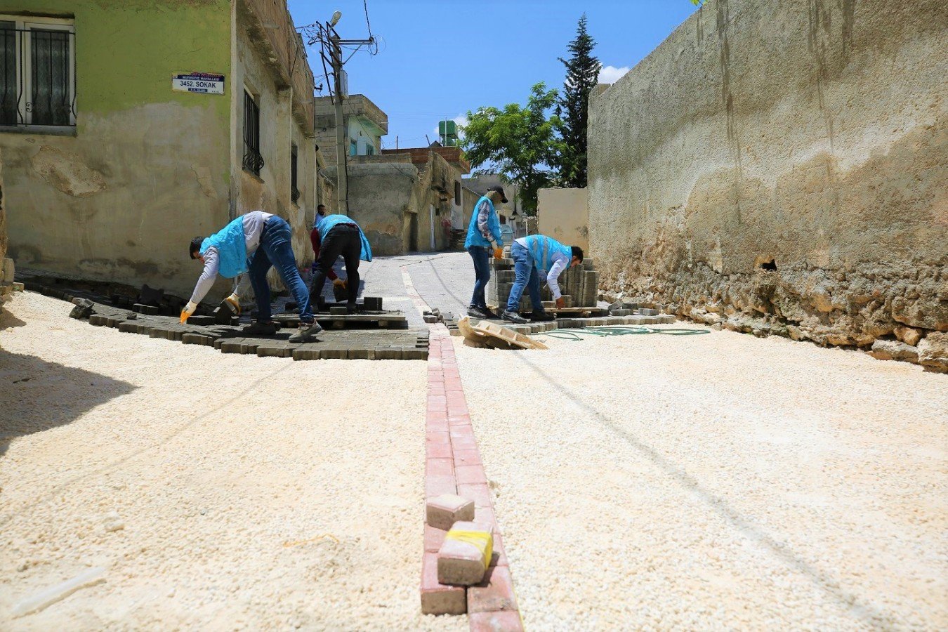 Muradiye Mahallesinde sokaklar yenileniyor;