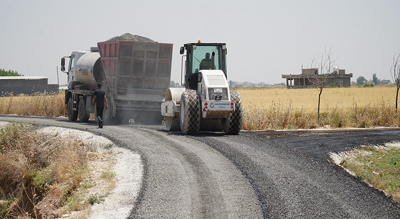 Haliliye Belediyesi kırsal mahallelerde yol çalışmalarını sürdürüyor;