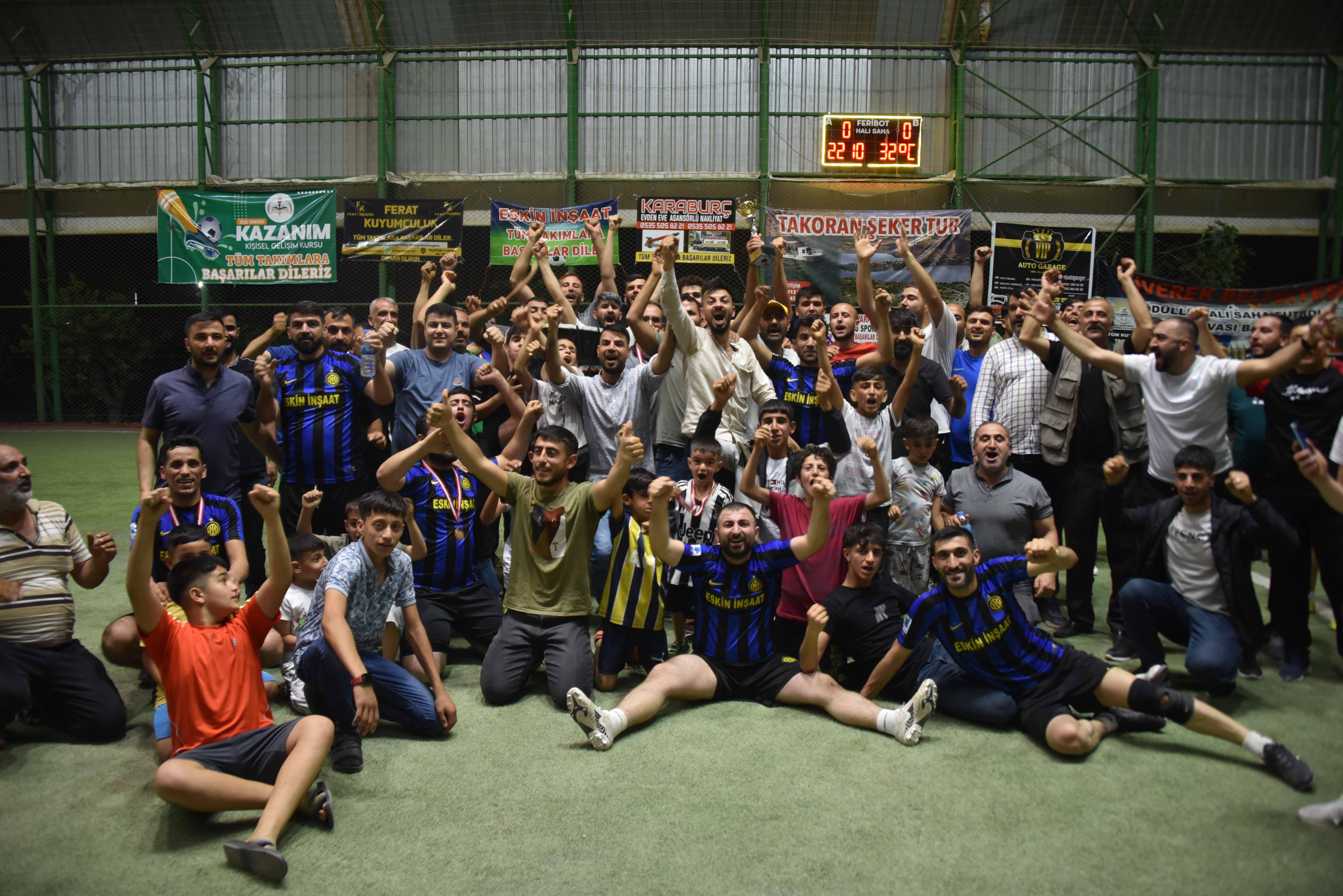 Siverek'te futbol turnuvasının şampiyonu Bağlar Spor oldu;