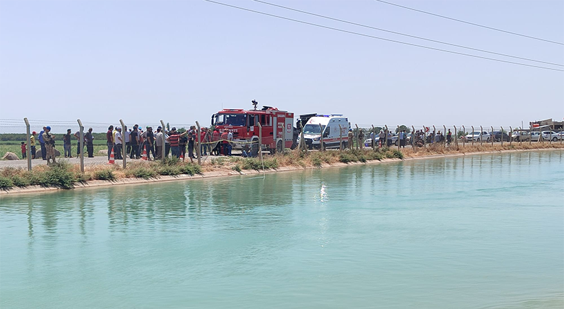 Urfa'da bir otomobil sulama kanalına uçtu;
