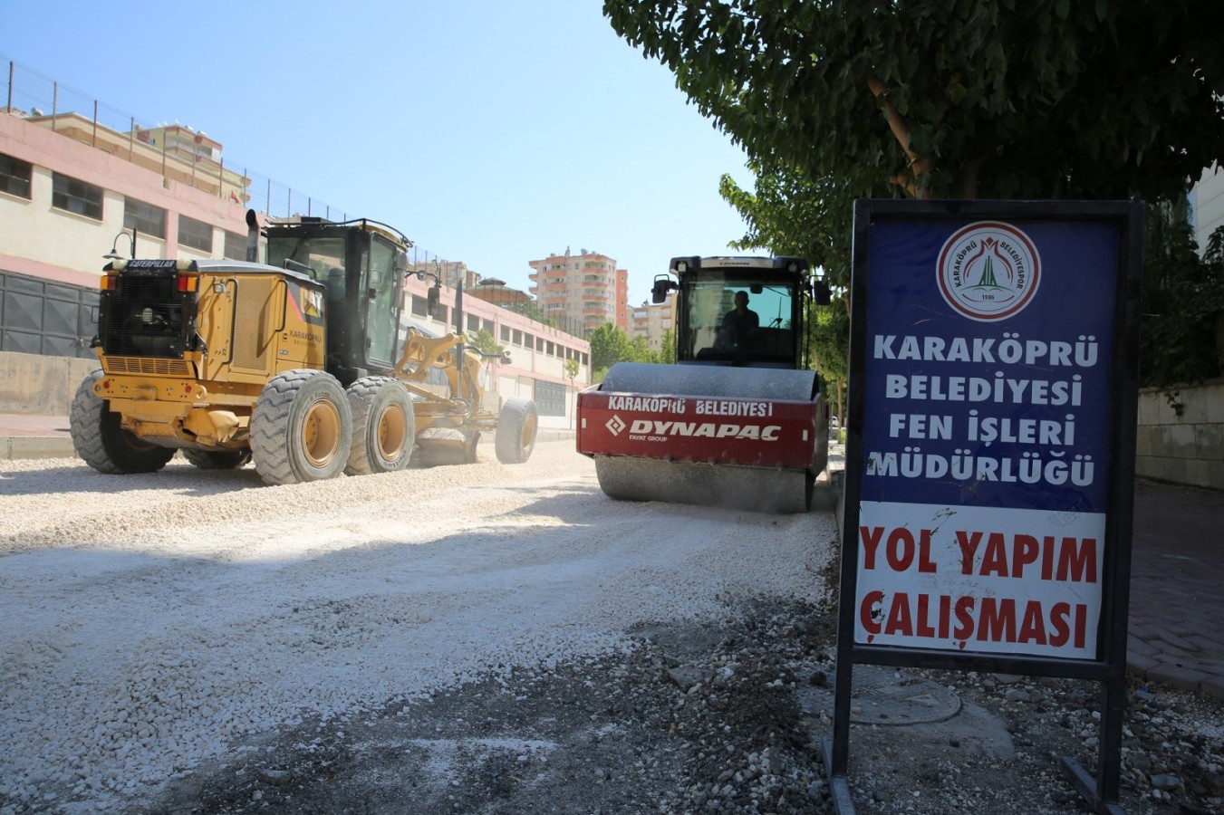 Doğukent’te yollar asfalta hazırlanıyor;