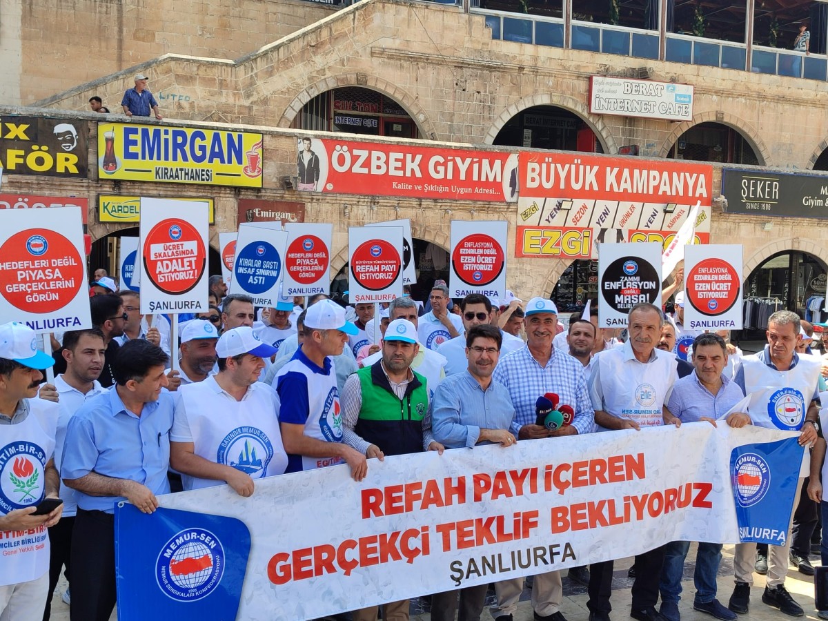 Memur-Sen Şanlıurfa Şubesi’nden hükümetin zam teklifine protesto;