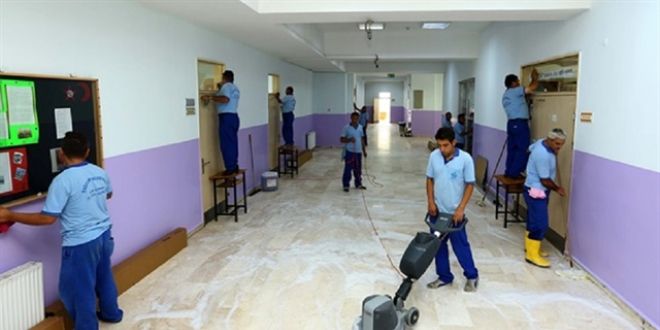 Urfa'da İŞKUR üzerinden okullara 2 bin 500 personel alınacak;
