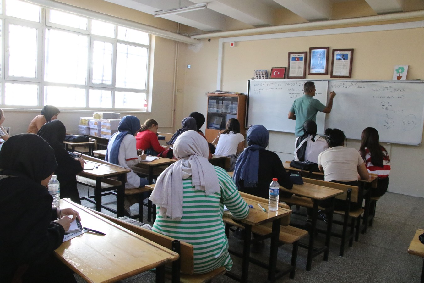Haliliye’de öğrencilere üniversiteye hazırlık kursu;