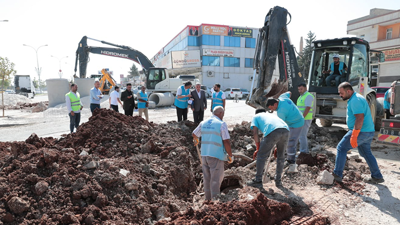 Şanlıurfa'da ŞUSKİ ekipleri kış hazırlıklarına devam ediyor;