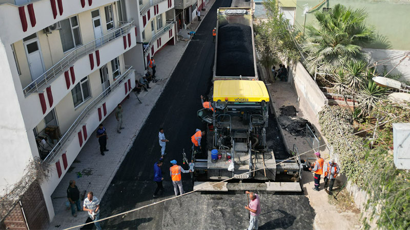 Büyükşehir’den Akçakale ve Viranşehir’de asfalt serimi;