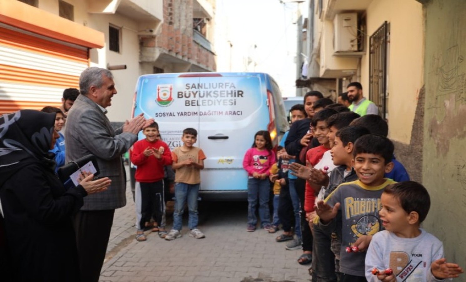 Başkan Beyazgül’den ev ziyaretleri;