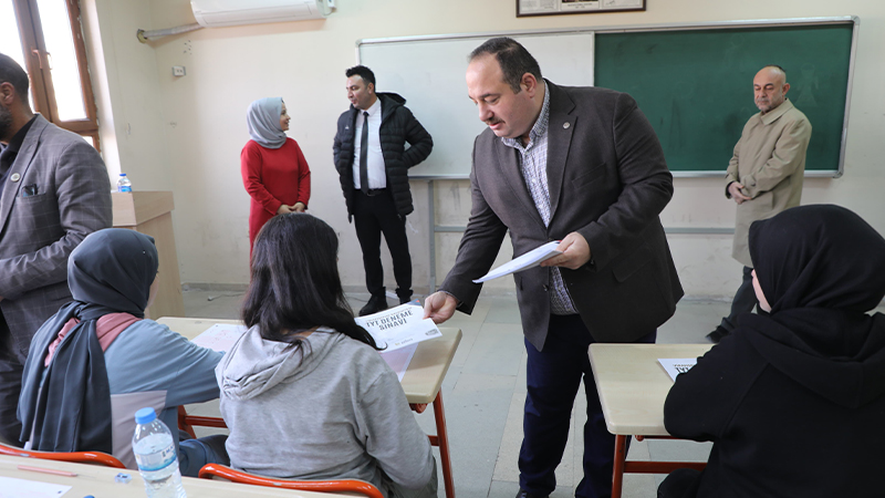 Viranşehir Belediyesinden ücretsiz YKS deneme sınavı;