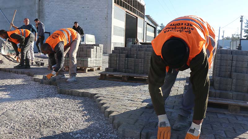 Şanlıurfa'da beton parke, kaldırım ve prizma çalışmaları tamamlandı;