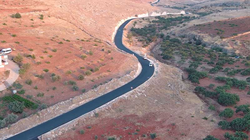 Şanlıurfa'da kırsalda ulaşım ağı yenileniyor;