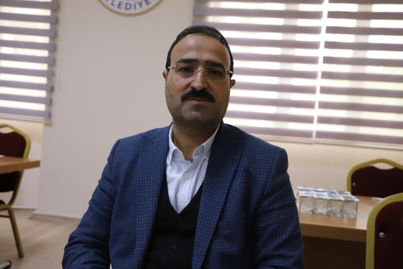 Karaköprü Belediye Meclisi’nin yeni başkanı Ahmet Aksoy oldu;