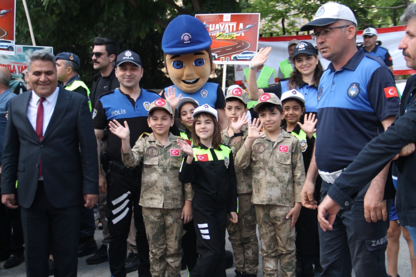 Şanlıurfa’da Trafik Haftası kutlandı;