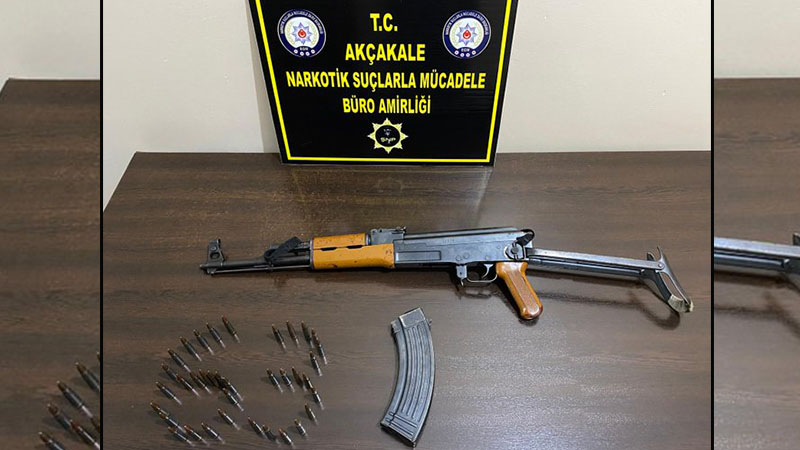 Akçakale'de kalaşnikof tüfek ve mermi ele geçirildi;