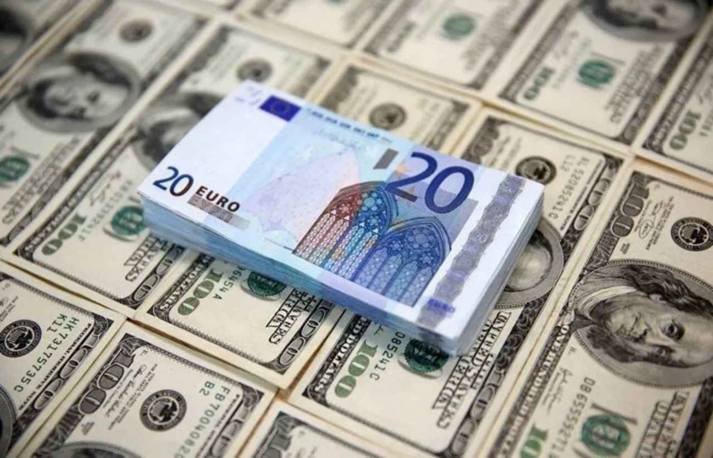 Dolar ve euroda haftanın son gününde durum ne?;