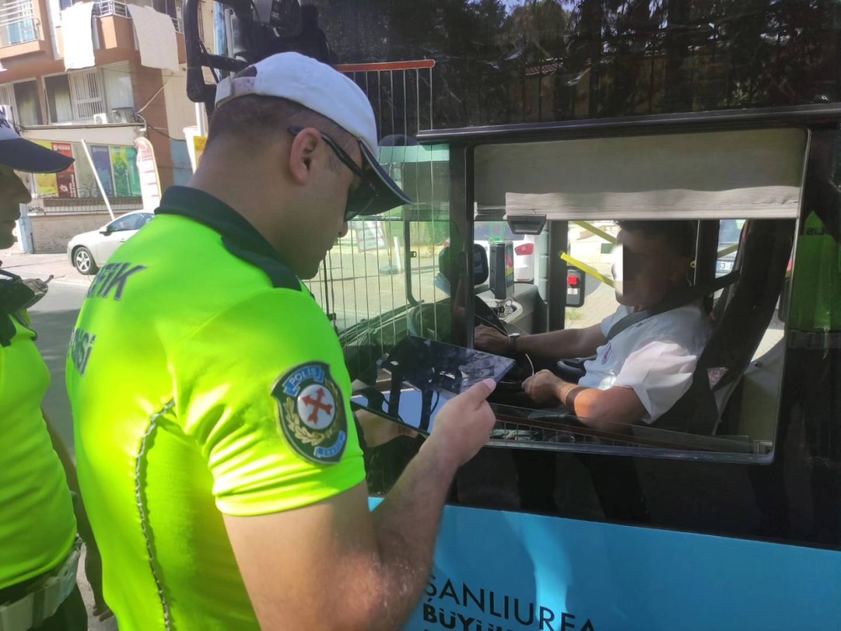 Şanlıurfa’da toplu taşıma araçları denetlendi;