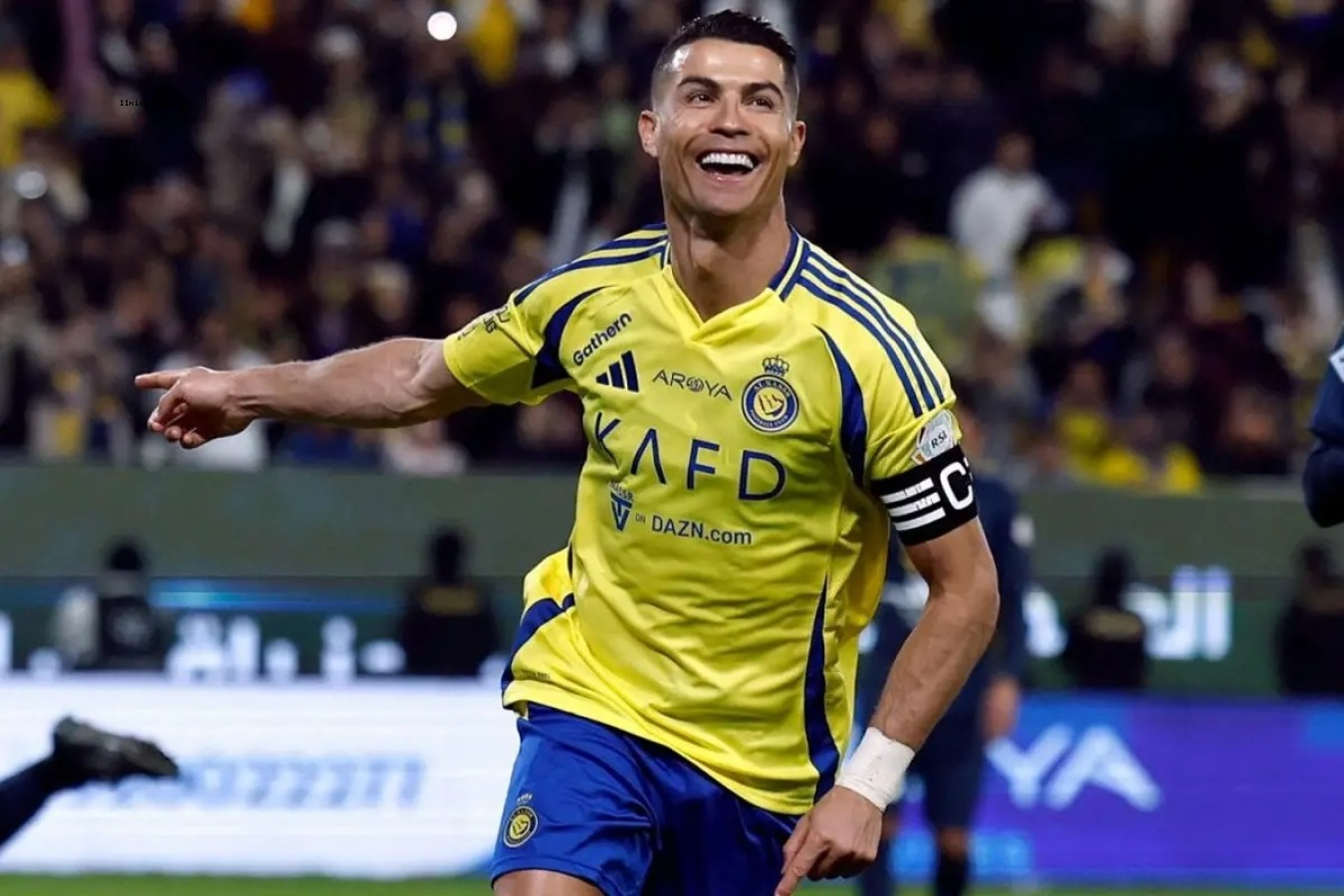 FUTBOL DÜNYASINI ŞOKE EDECEK RONALDO BOMBASI;