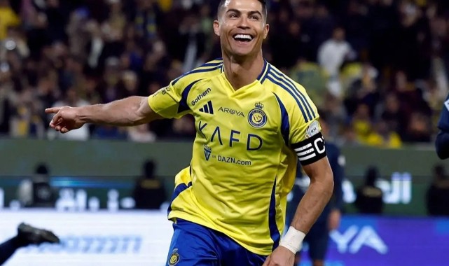 FUTBOL DÜNYASINI ŞOKE EDECEK RONALDO BOMBASI