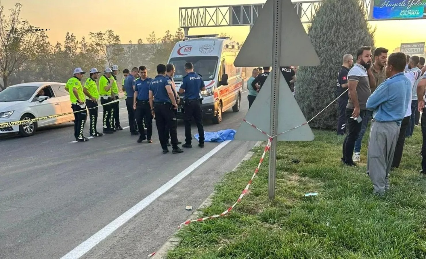 ŞANLIURFA'DA TRAFİK KAZASI: 4 YAŞİNDAKİ ÇOCUK HAYATINI KAYBETTİ;