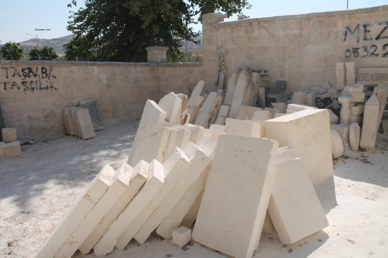 Şanlıurfa’da mezar taşı fiyatları el yakıyor