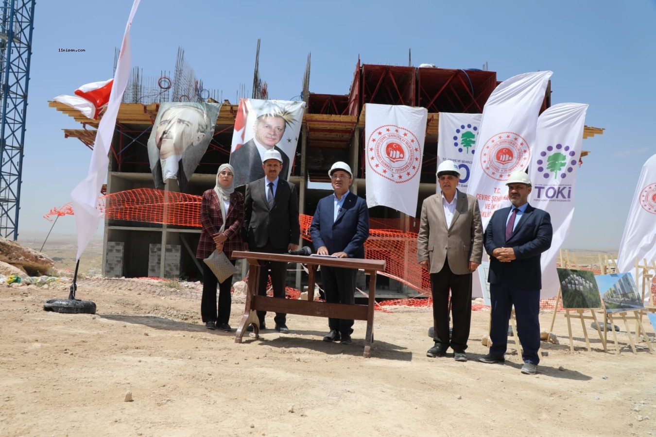 Bakan Bozdağ Urfa'daki deprem konutlarında ilk teslimat tarihini açıkladı;