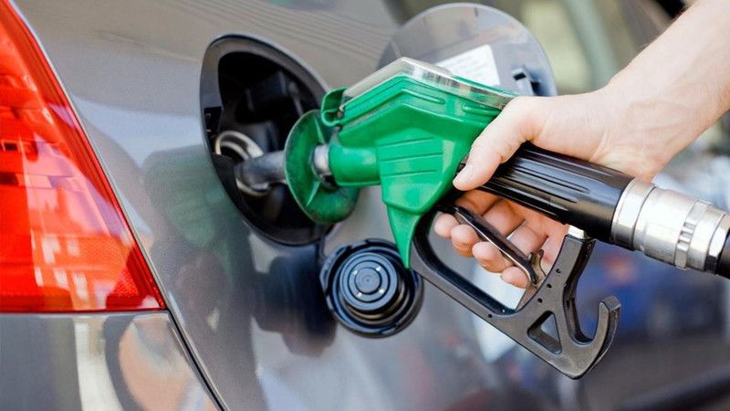 Benzin ve motorin fiyatlarına indirim gelecek mi?;