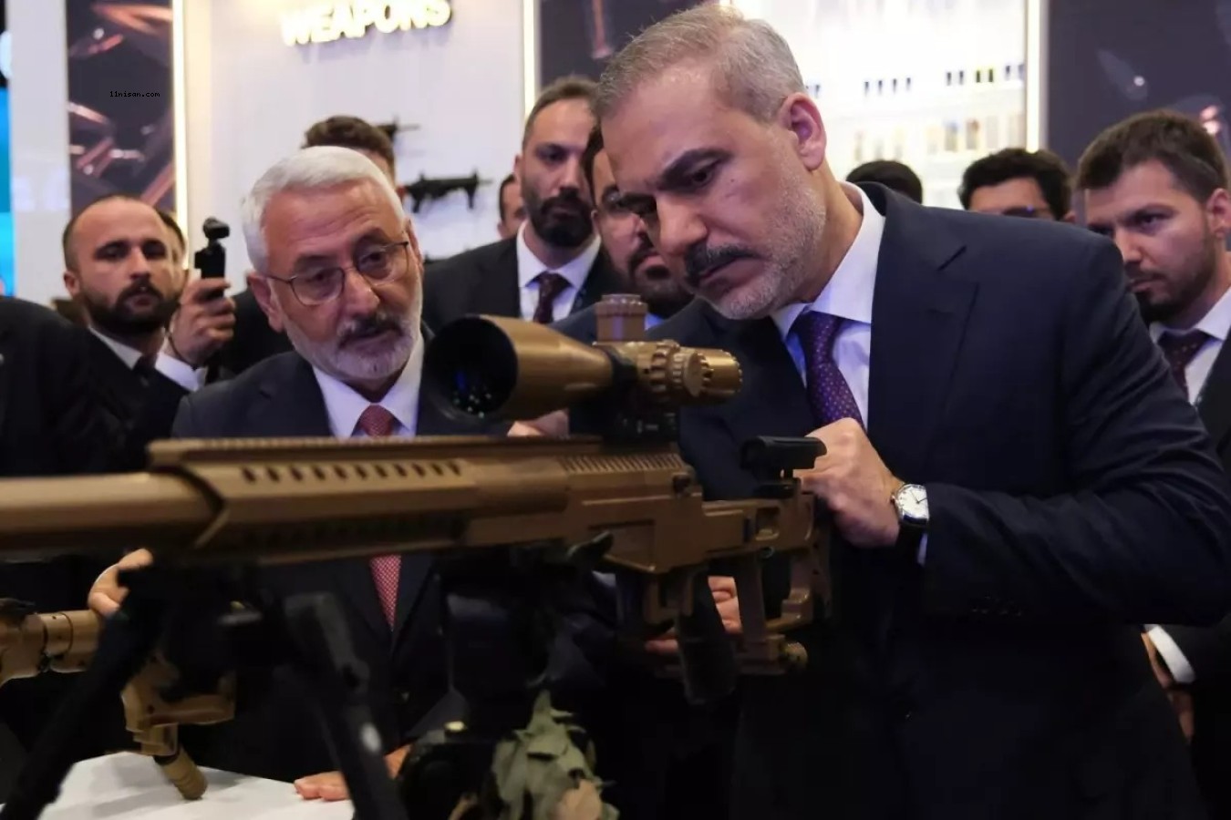 ASKERİ HAREKAT MESAJI VEREN BAKAN FİDAN'IN GÖRÜNTÜSÜ OLAY OLDU