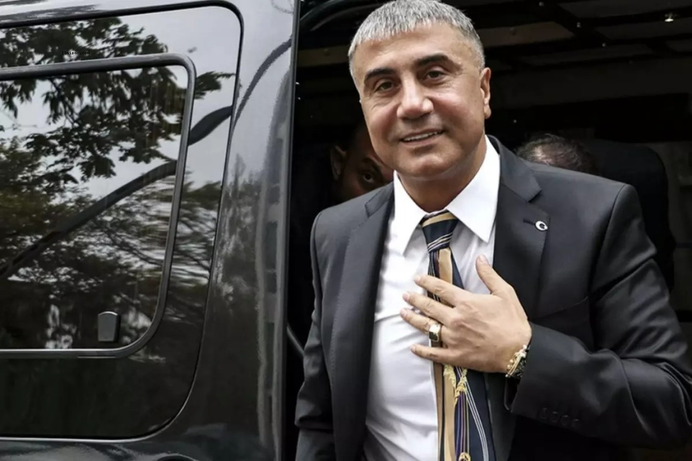 DEVLETİN YAPAMADIĞINI YAPTI SÖZÜ SEDAT PEKERİ KIZDIRDI;