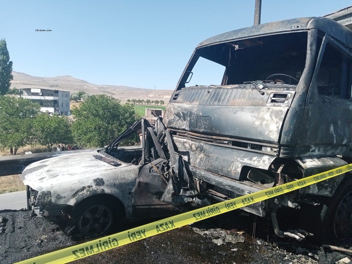 Kayseri'de korkunç kaza! 1'i çocuk 3 kişi yanarak can verdi