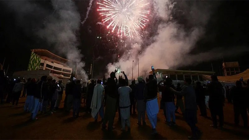Pakistan’da yılbaşı kutlamaları yasaklandı;